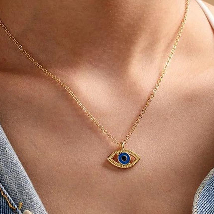 Trendy Clever Eye Necklace