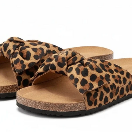 Retro Sandals With A Bow