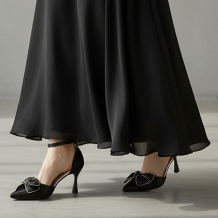 Pretty Knot Heels - Black
