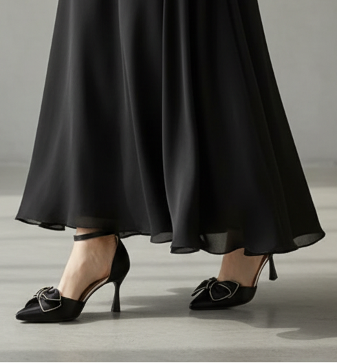 Pretty Knot Heels - Black