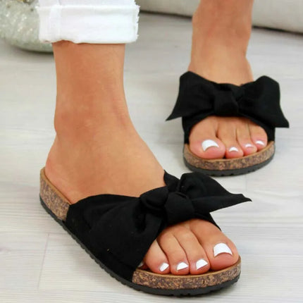 Retro Sandals With A Bow